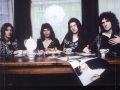 Queen-74-tea-time.jpg