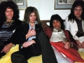 Queen-in-Japan-1975-queen.jpg