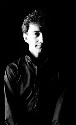Queen-John Deacon 1982 34a.JPG